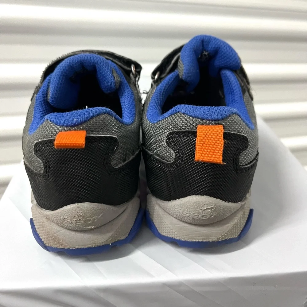 GEOX Kids -  Little Boy Casual Sneakers Shoes Black Blue size 11.5 US